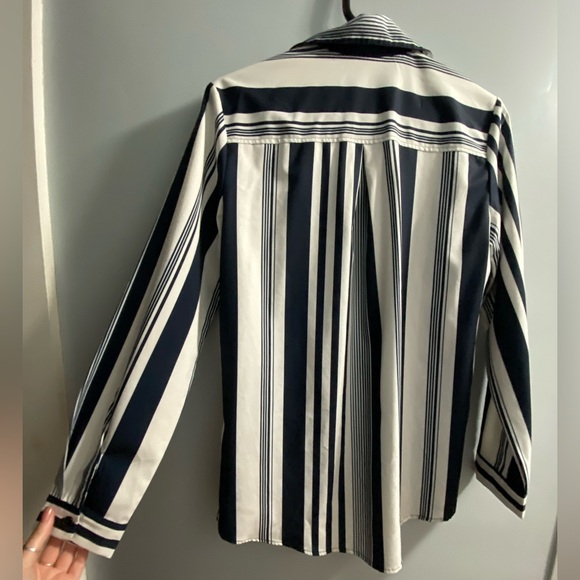 Blouse - Picture 1 of 3